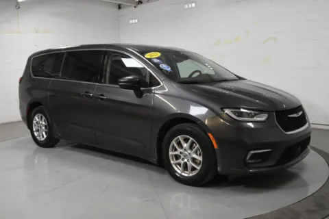 Gray 2023 Chrysler Pacifica Touring L for sale in McAllen, TX