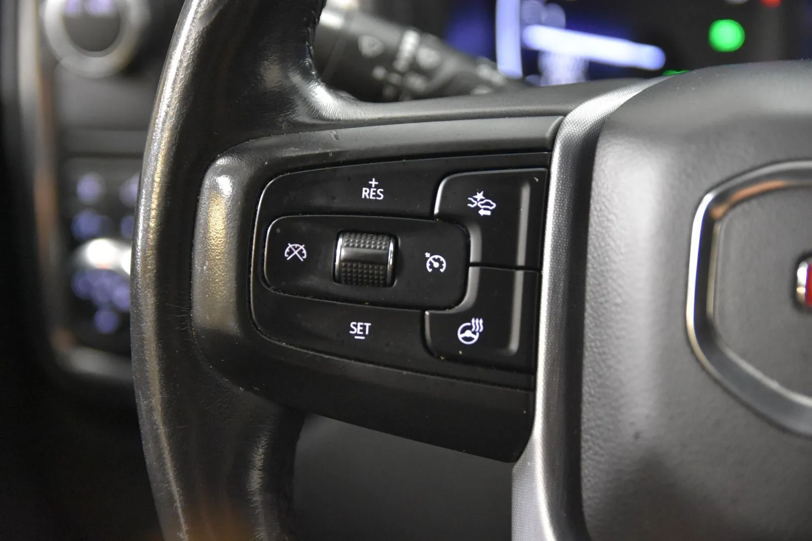 GMC Sierra photo 16