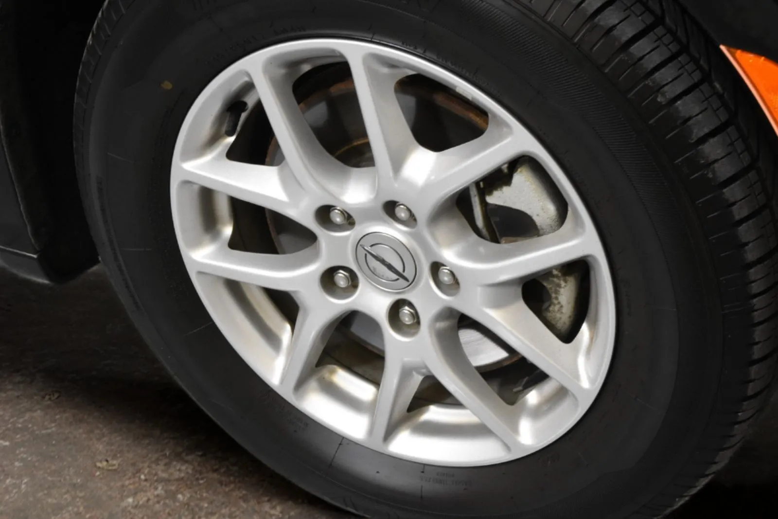 Chrysler Pacifica photo 6