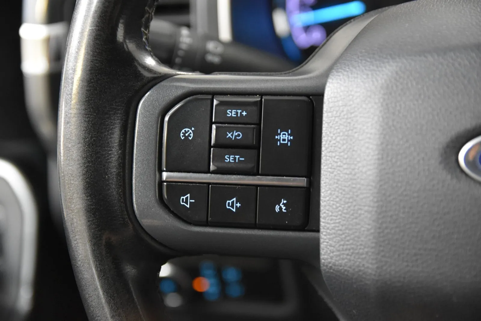 Ford F-150 photo 17