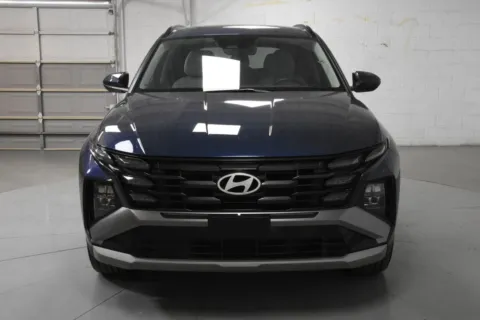 More photos of 2025 Hyundai Tucson SEL at Trevinos Auto Mart, TX