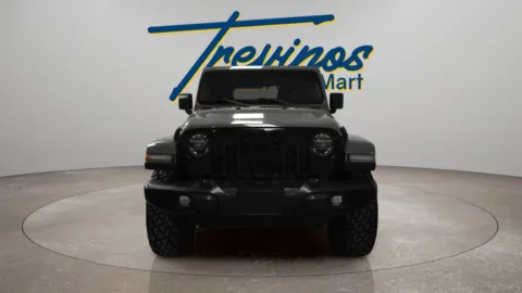 More photos of 2022 Jeep Gladiator Willys at Trevinos Auto Mart, TX