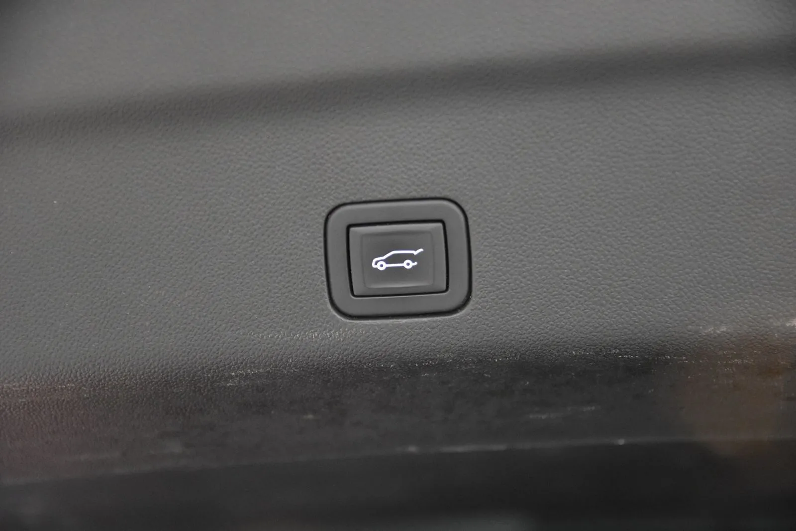 Chevrolet Tahoe photo 38