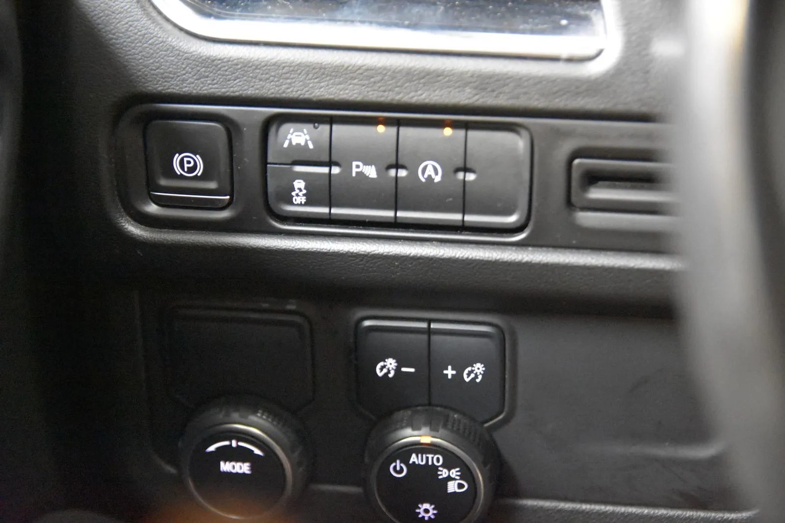 Chevrolet Tahoe photo 18