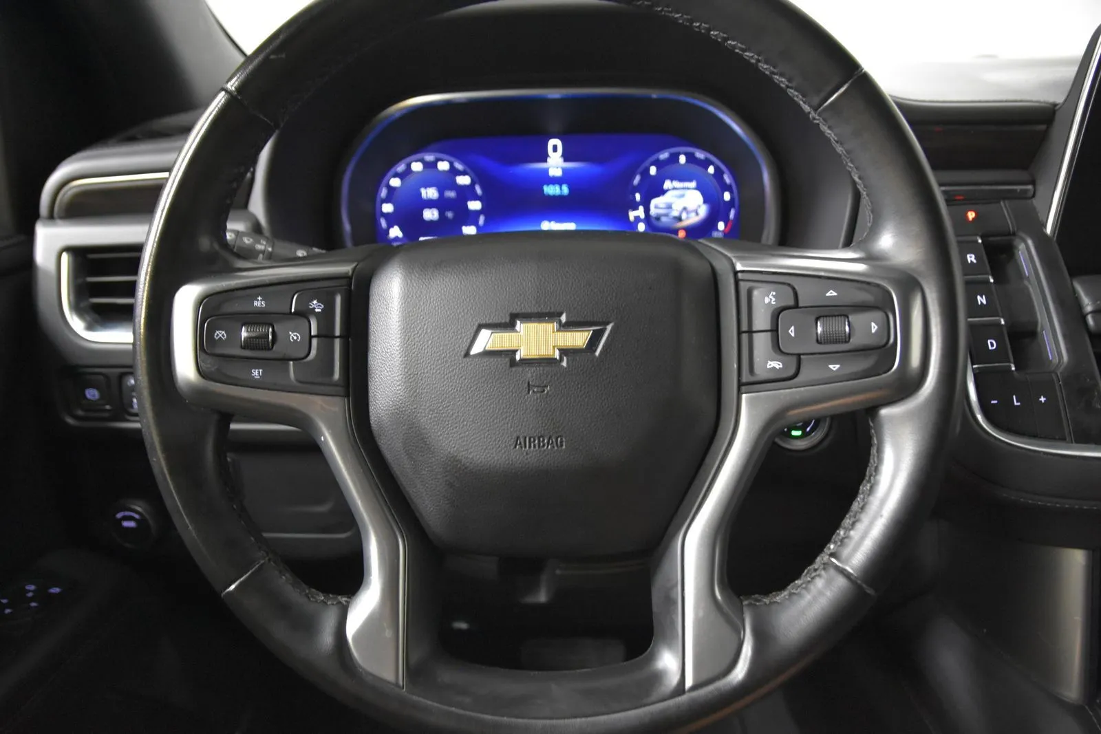Chevrolet Tahoe photo 14