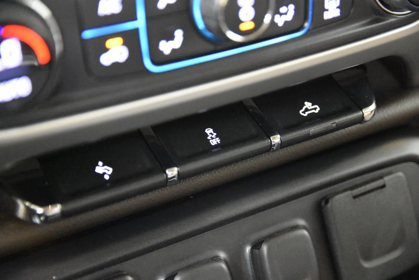 GMC Sierra photo 26