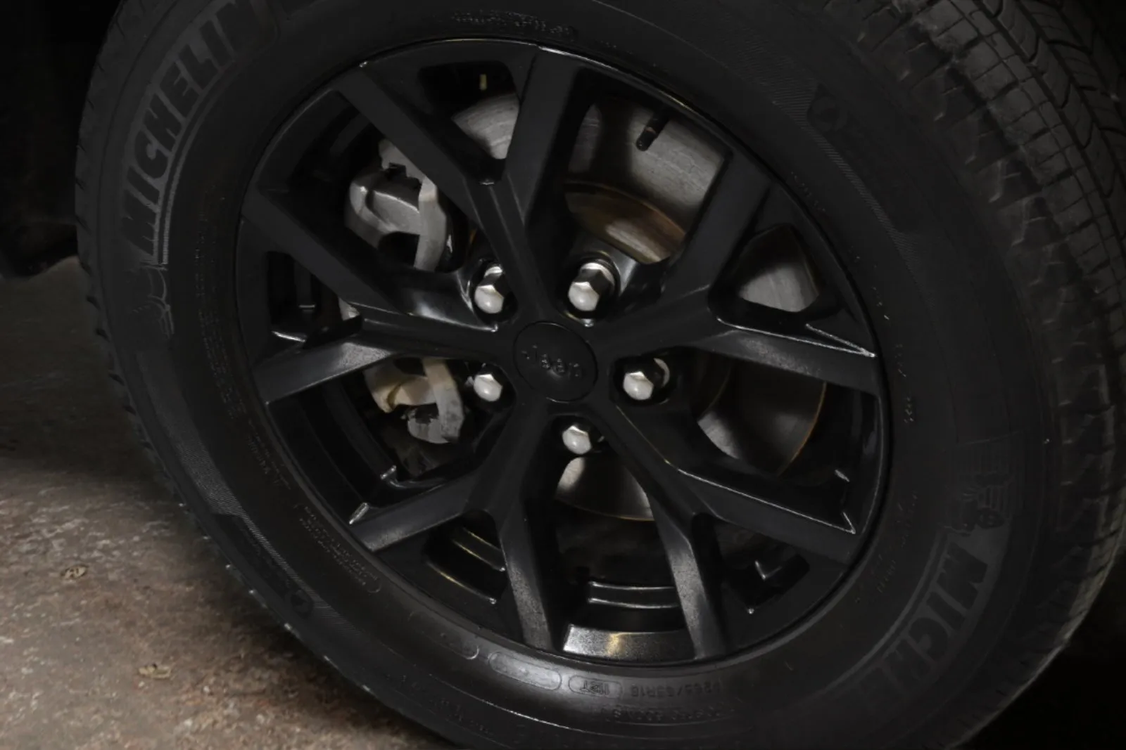 Jeep Grand Cherokee L photo 6