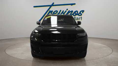 More photos of 2024 Jeep Grand Cherokee L Altitude at Trevinos Auto Mart, TX