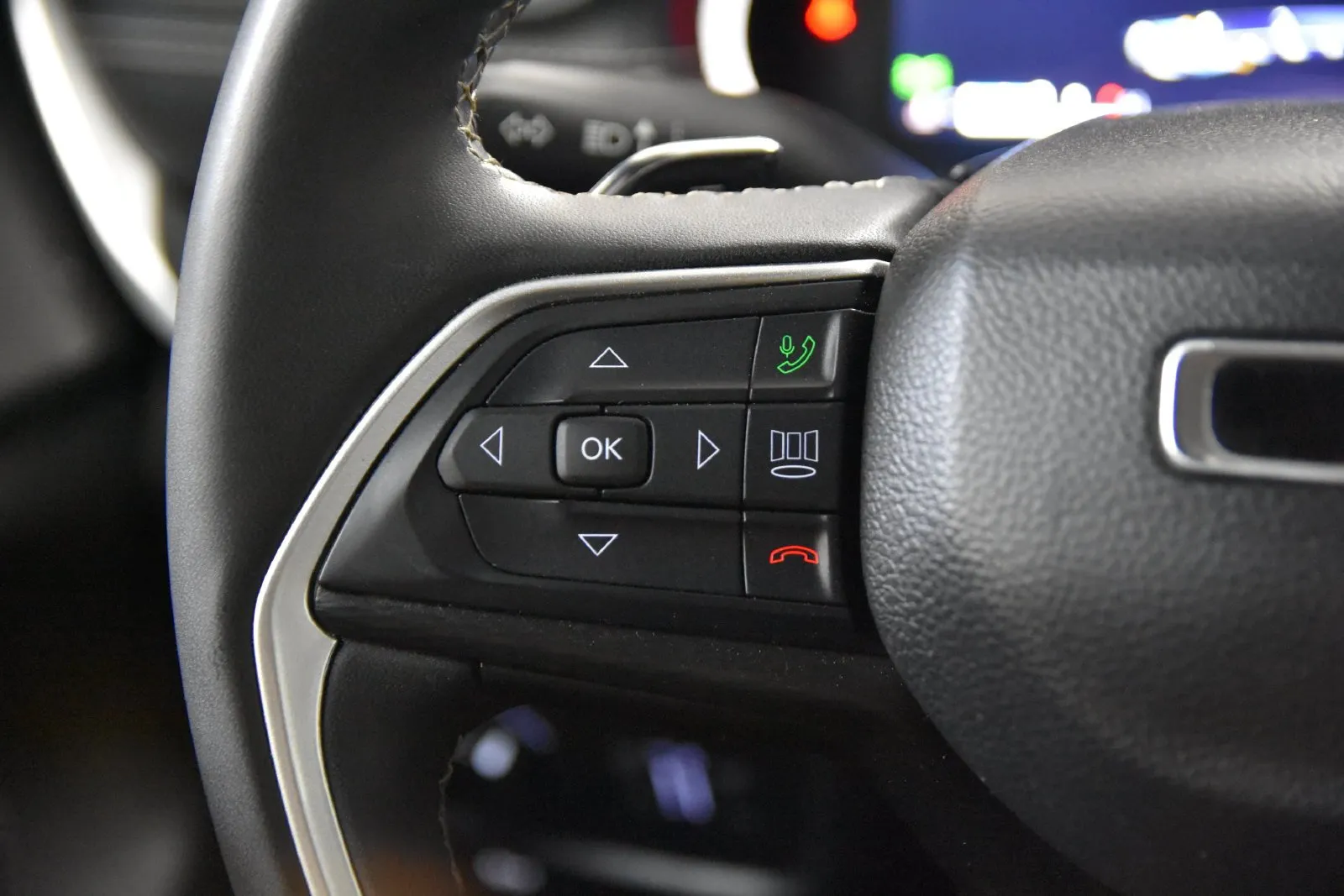 Jeep Grand Cherokee L photo 15