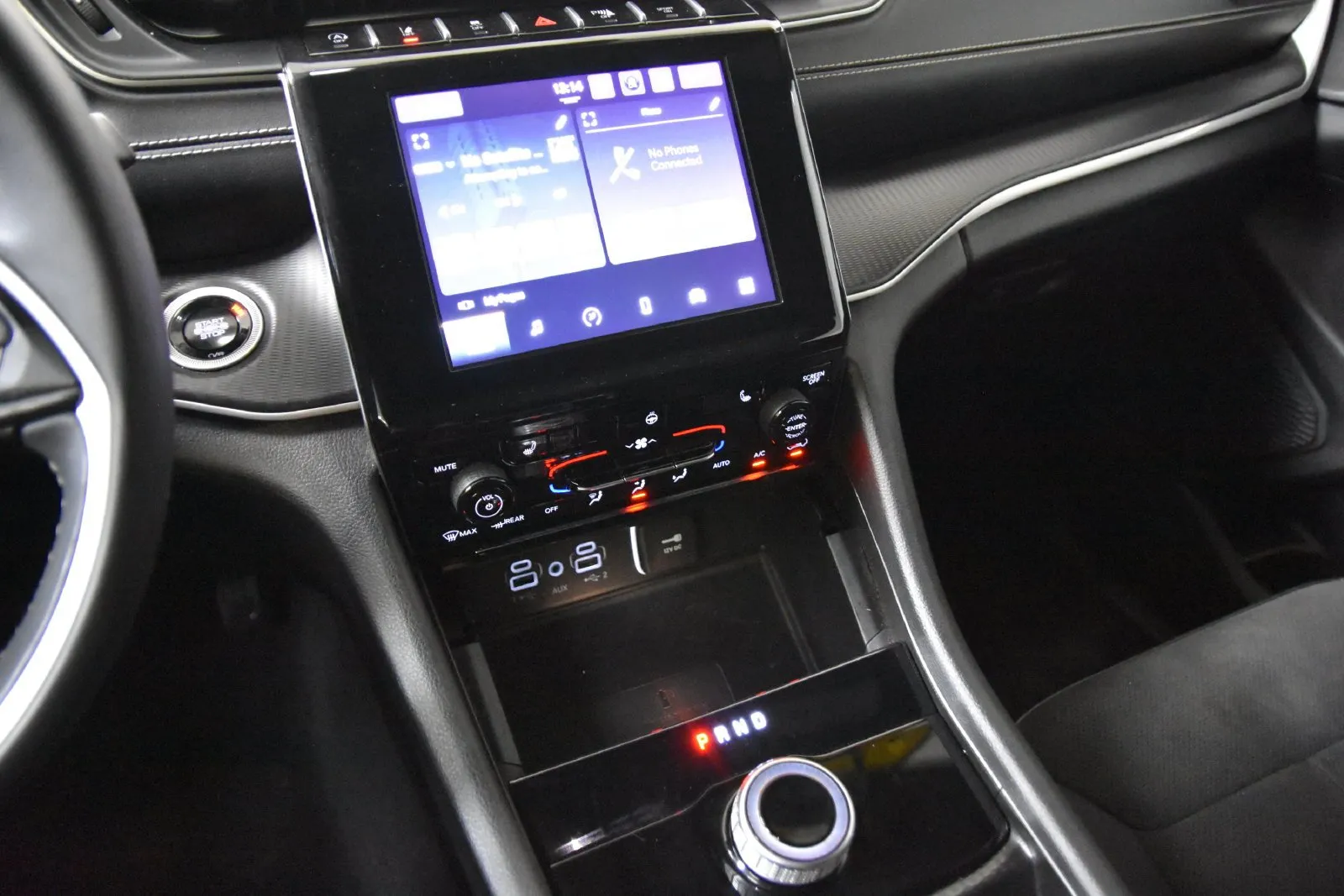 Jeep Grand Cherokee L photo 19