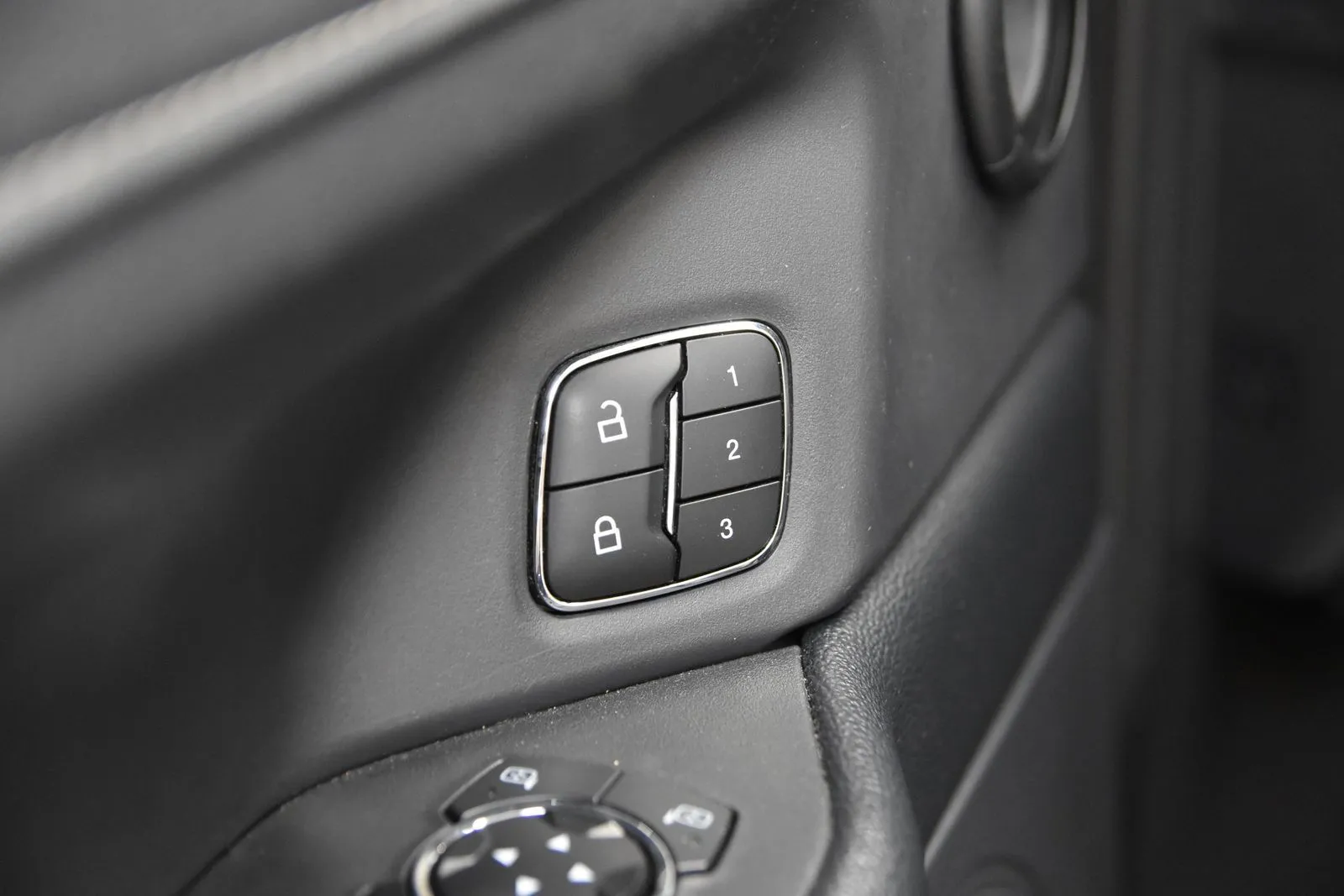 Ford Expedition photo 15