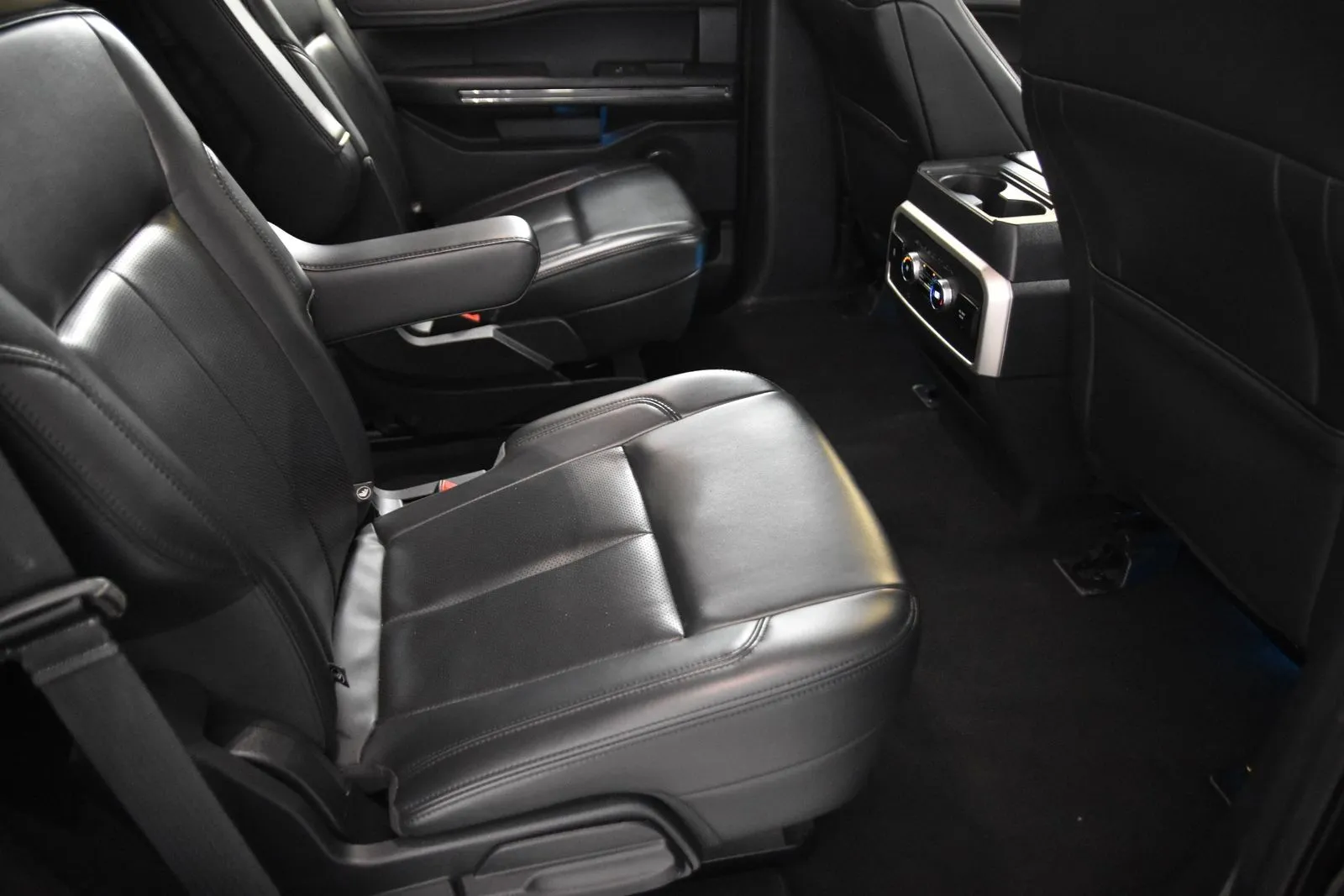 Ford Expedition photo 39
