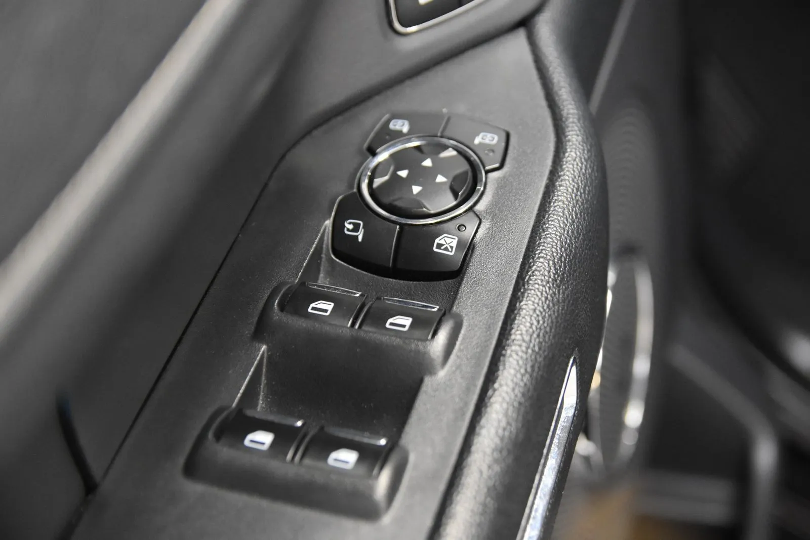 Ford Expedition photo 14