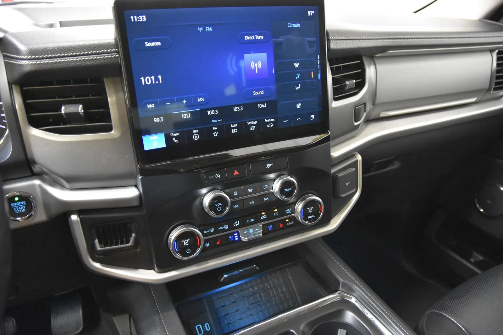 Ford Expedition photo 21