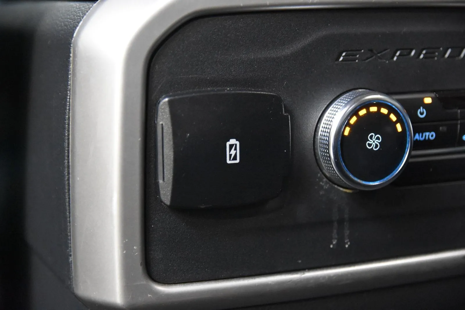 Ford Expedition photo 35