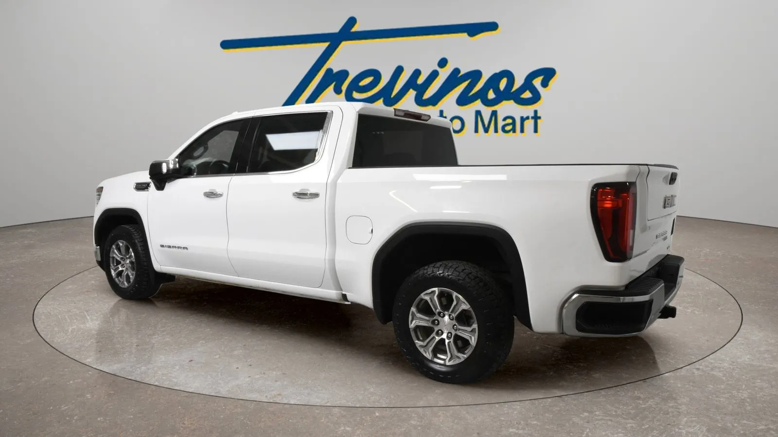 GMC Sierra photo 9