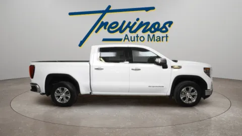 More photos of 2025 GMC Sierra 1500 SLT at Trevinos Auto Mart, TX