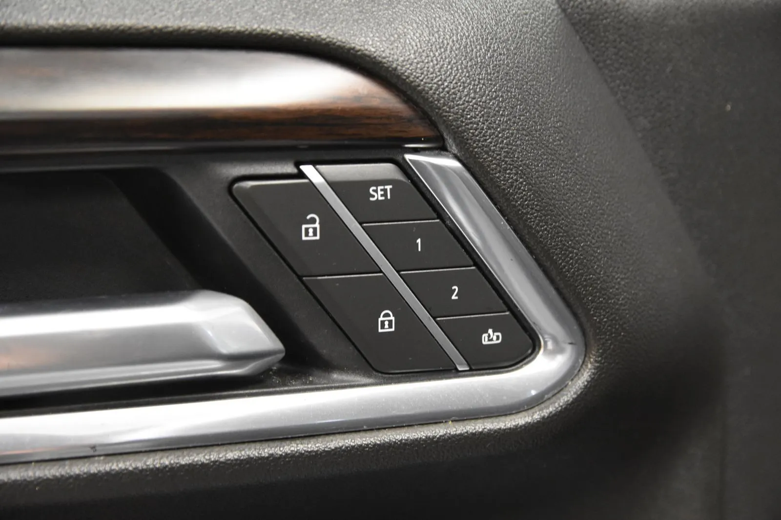 GMC Sierra photo 14