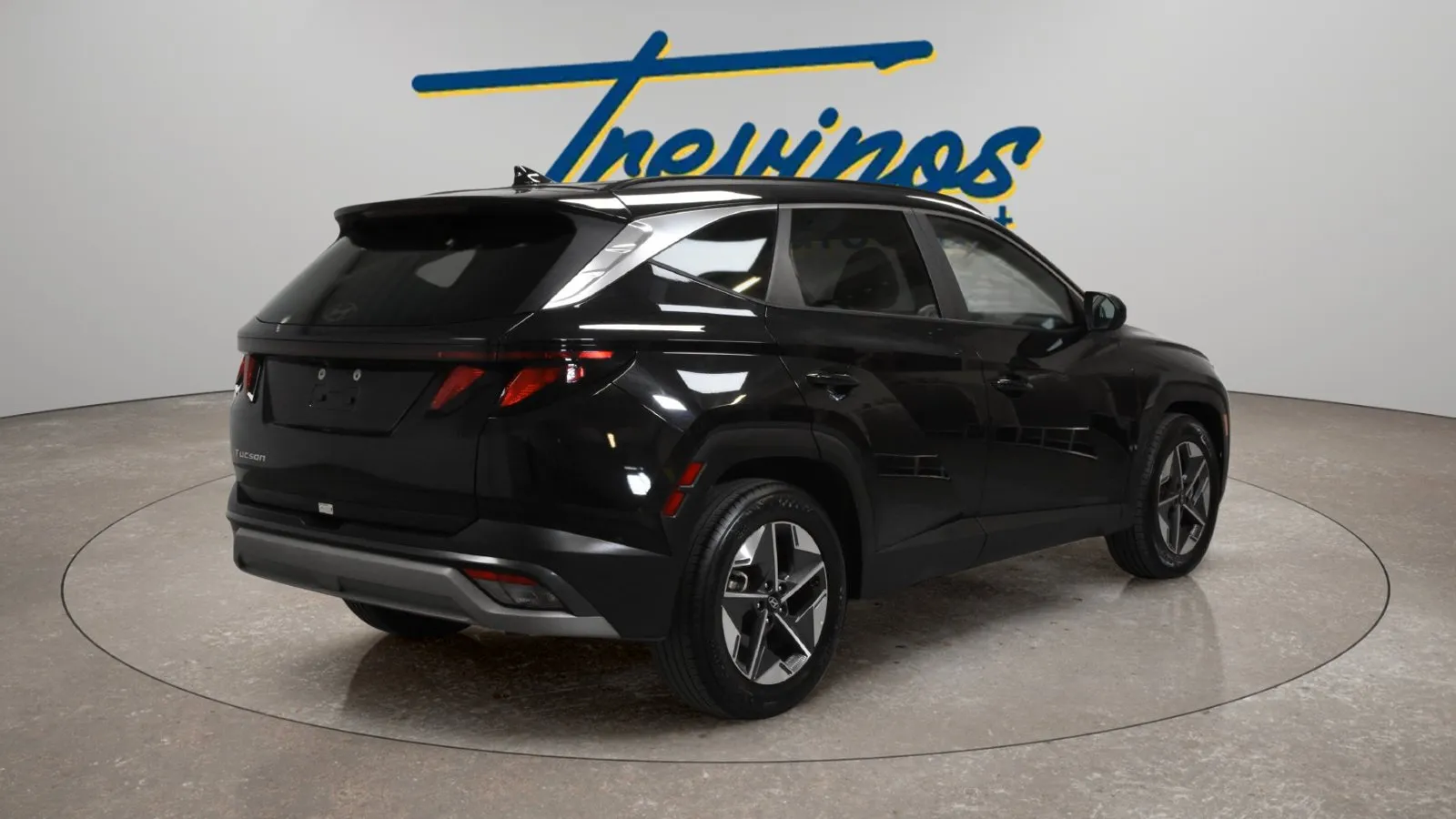 Hyundai Tucson photo 2