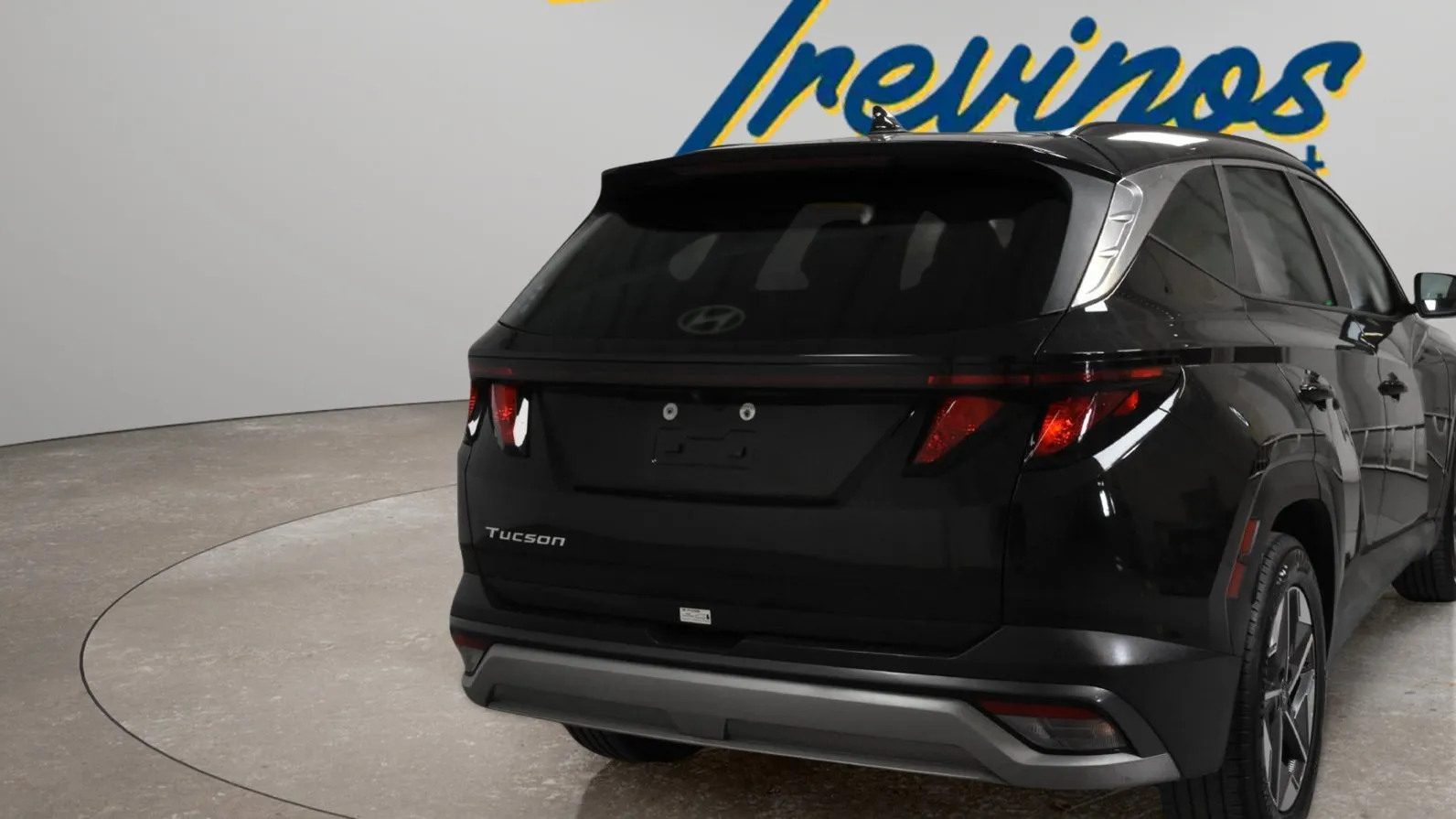 Hyundai Tucson photo 3