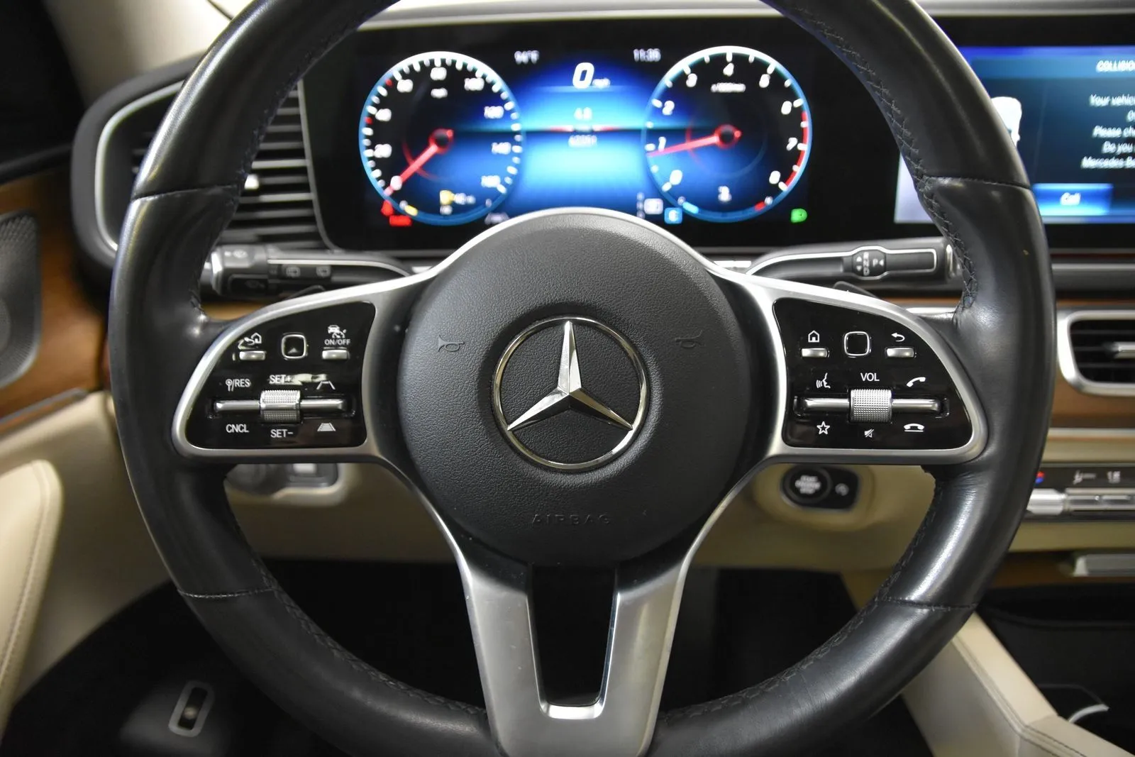 Mercedes-Benz GLE photo 16