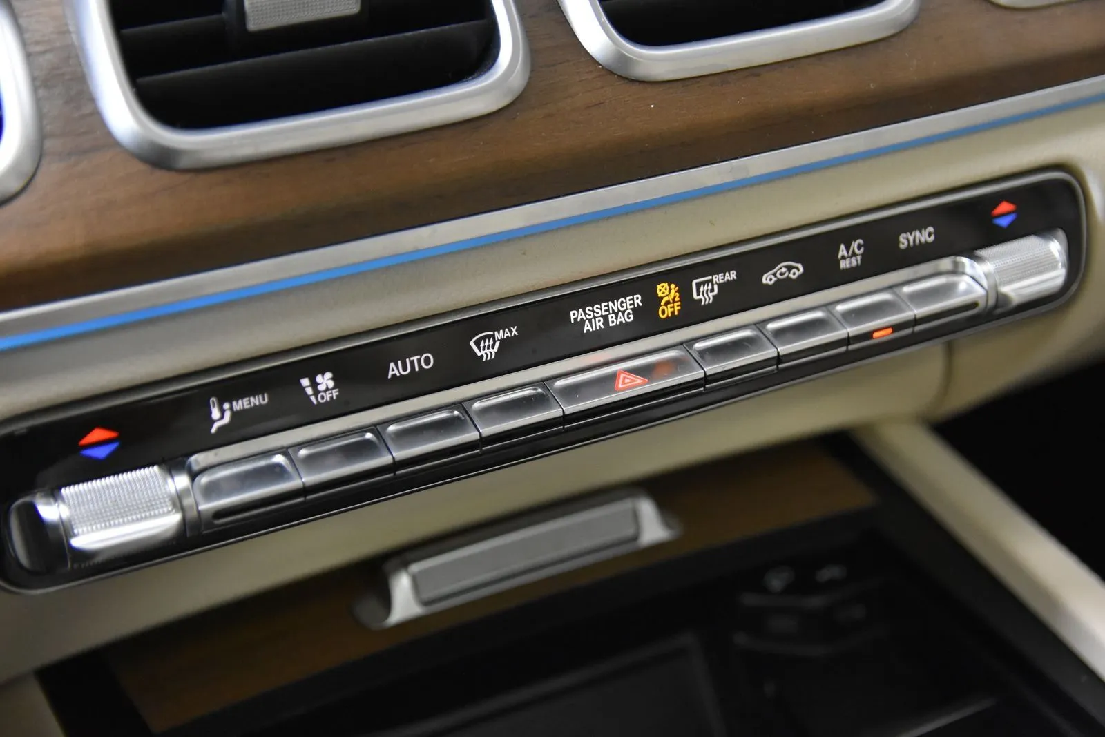 Mercedes-Benz GLE photo 25