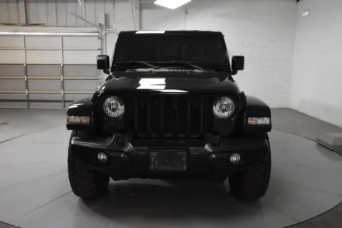 More photos of 2023 Jeep Gladiator Willys at Trevinos Auto Mart, TX