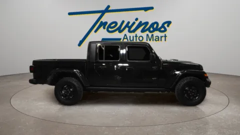 More photos of 2023 Jeep Gladiator Willys at Trevinos Auto Mart, TX