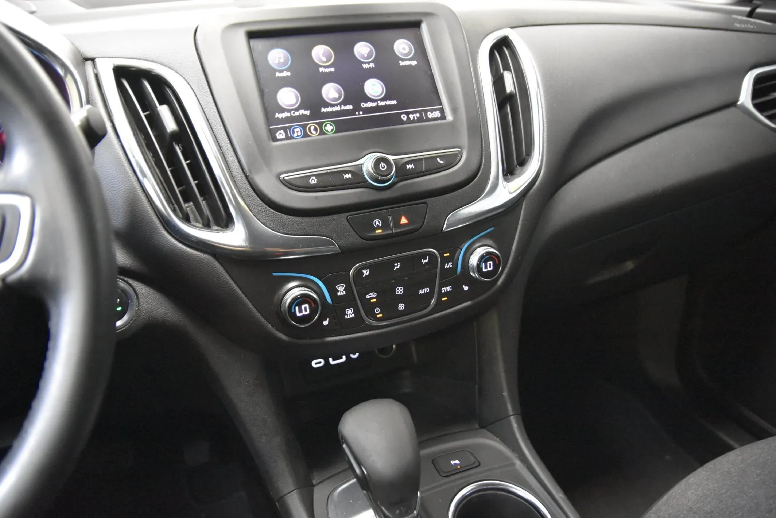 Chevrolet Equinox photo 18