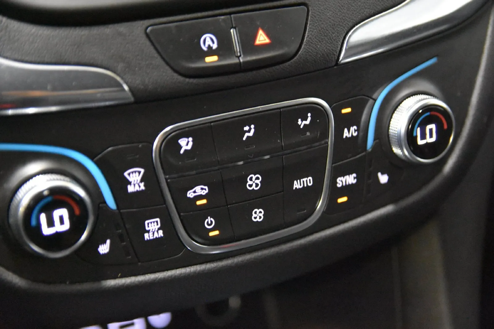 Chevrolet Equinox photo 21