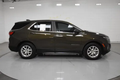More photos of 2023 Chevrolet Equinox LT at Trevinos Auto Mart, TX