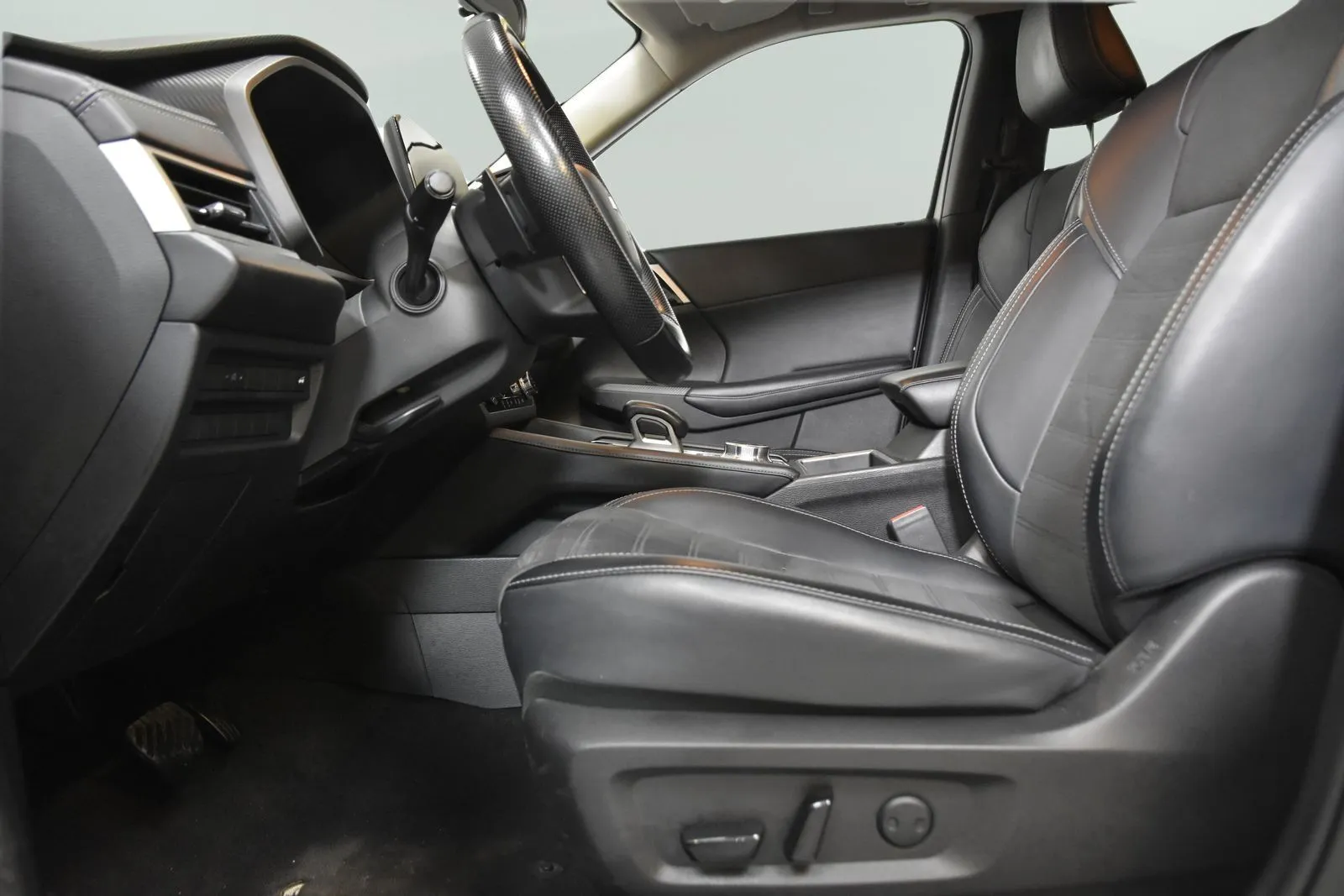 Mitsubishi Outlander photo 12