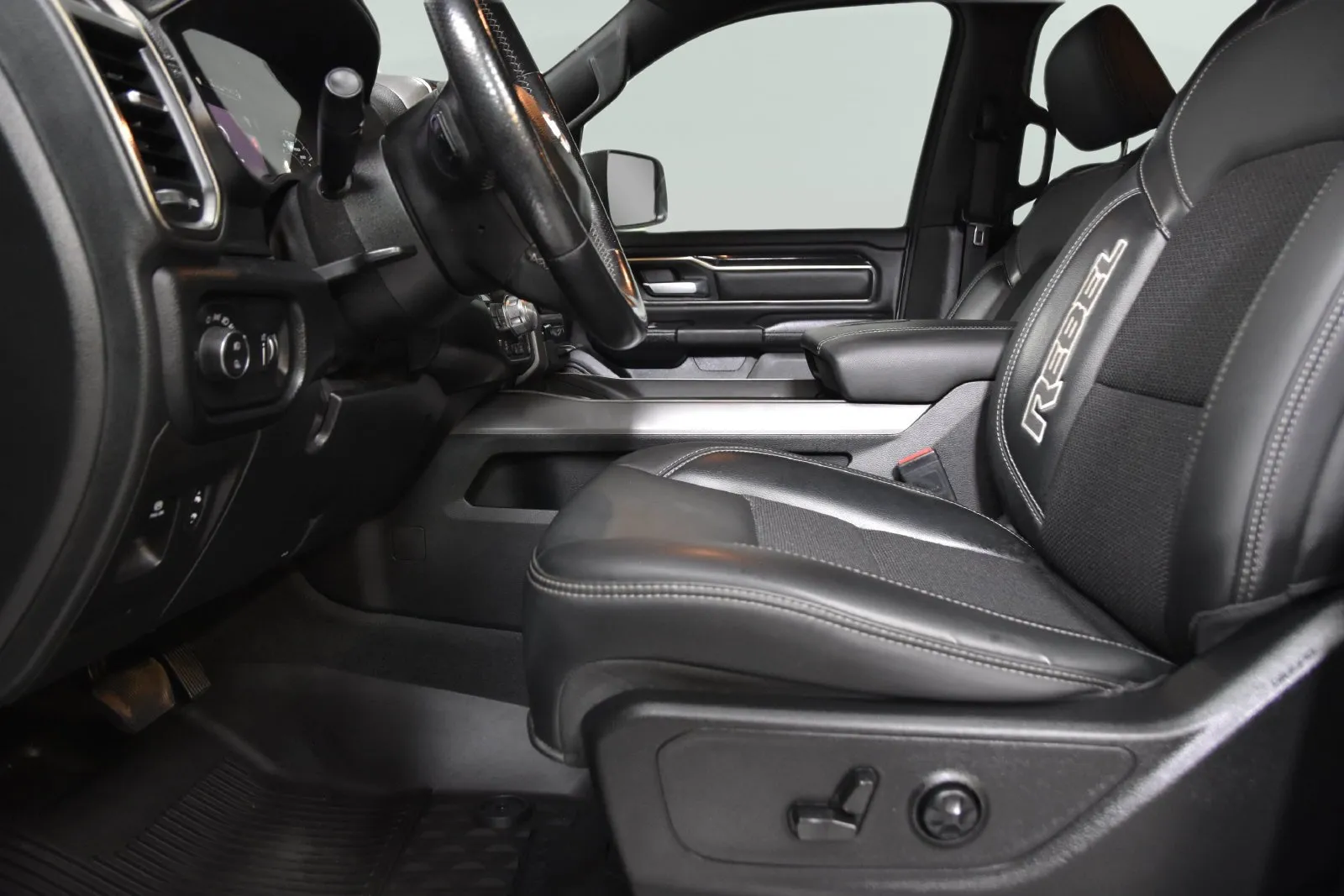 Ram 1500 photo 13