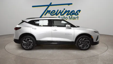 More photos of 2022 Chevrolet Blazer RS at Trevinos Auto Mart, TX