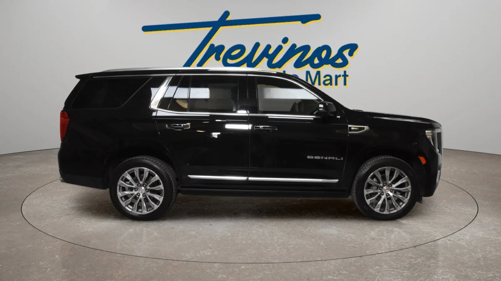GMC Yukon photo 5