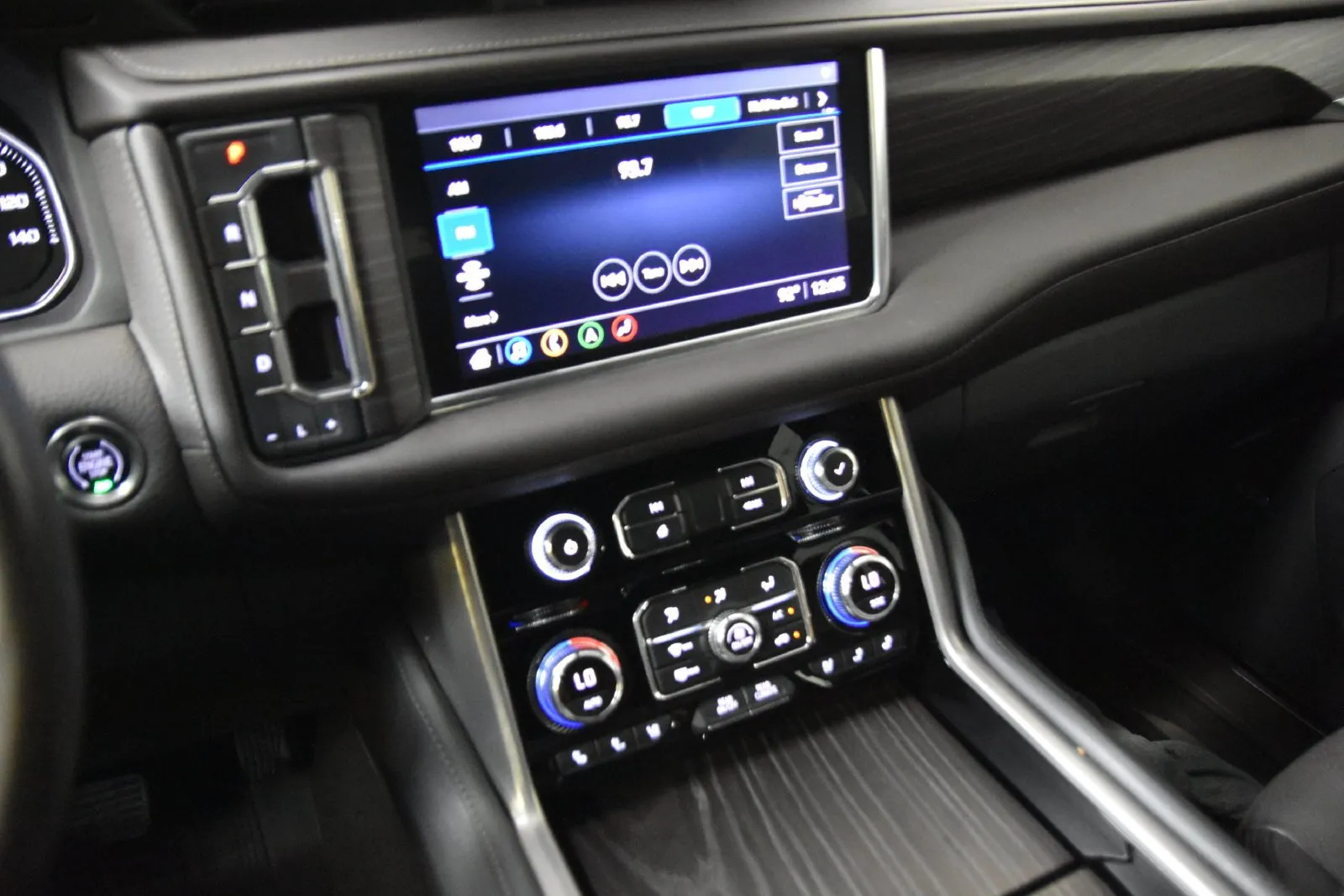 GMC Yukon photo 23