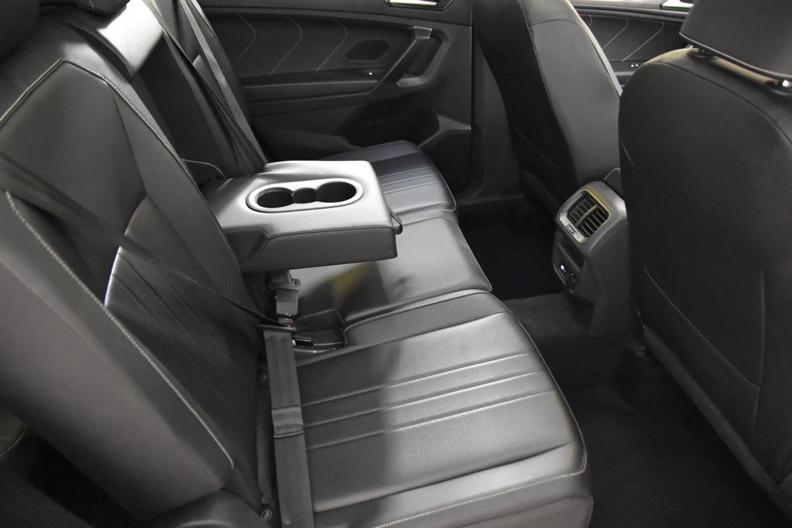 Volkswagen Tiguan photo 32