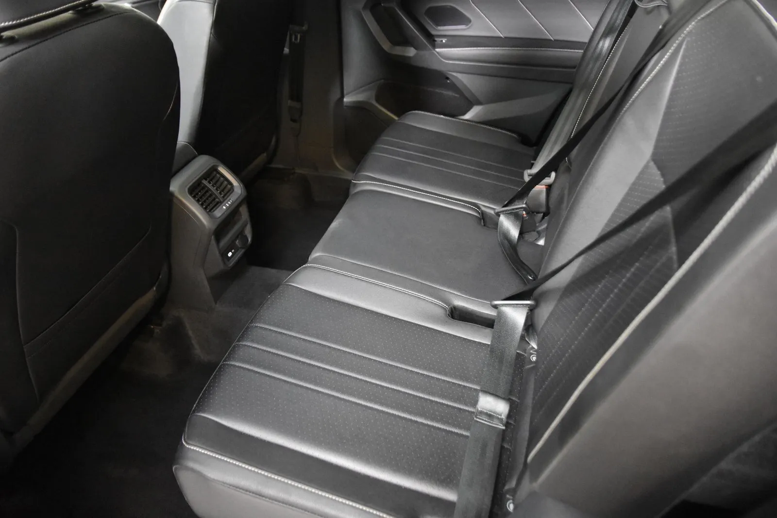 Volkswagen Tiguan photo 28