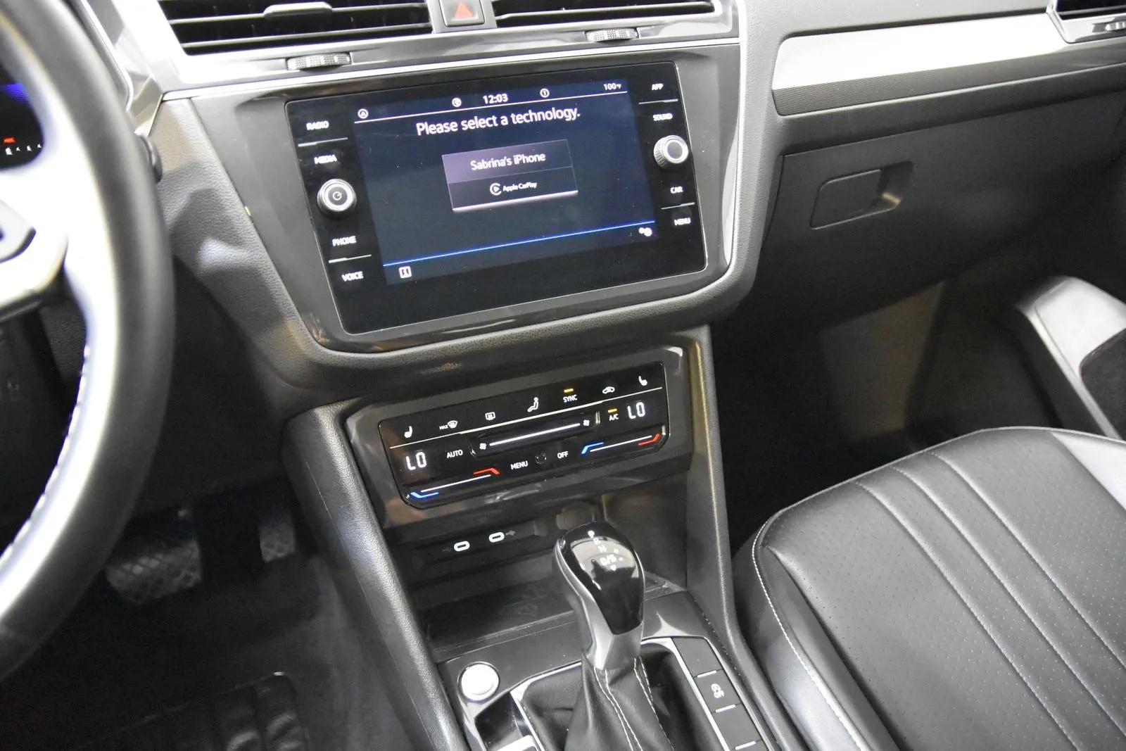 Volkswagen Tiguan photo 17