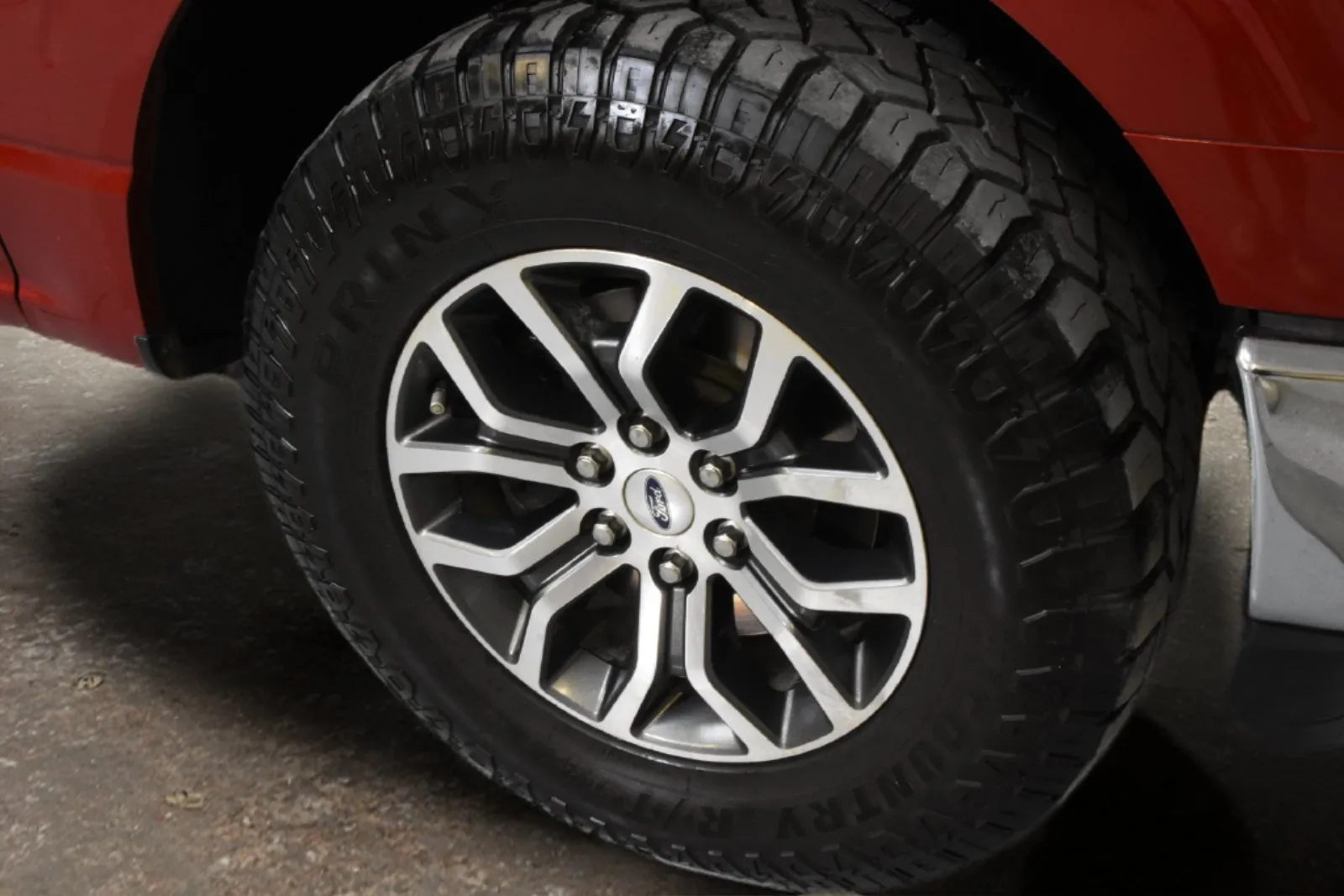 Ford F-150 photo 7