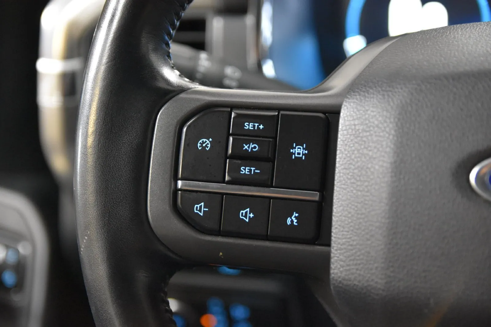 Ford F-150 photo 18