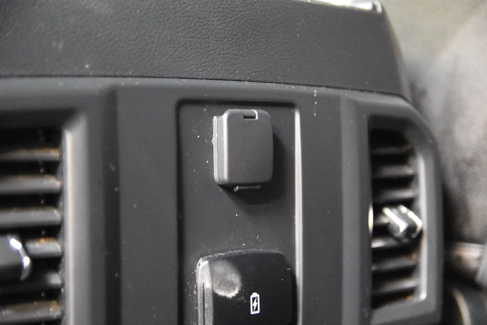 Ford F-150 photo 29
