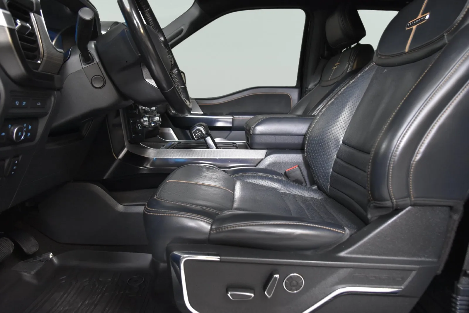 Ford F-150 photo 14