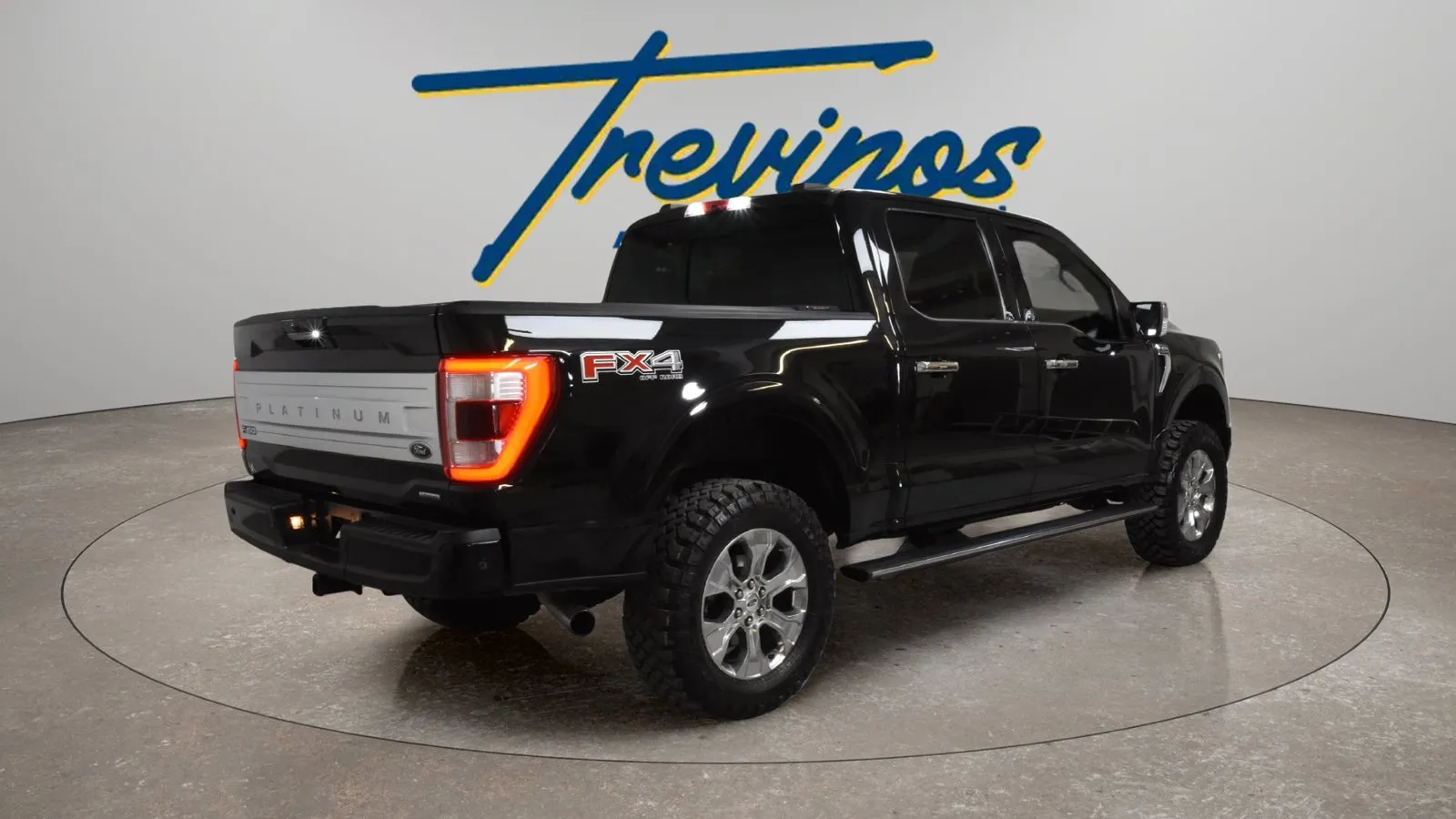 Ford F-150 photo 2