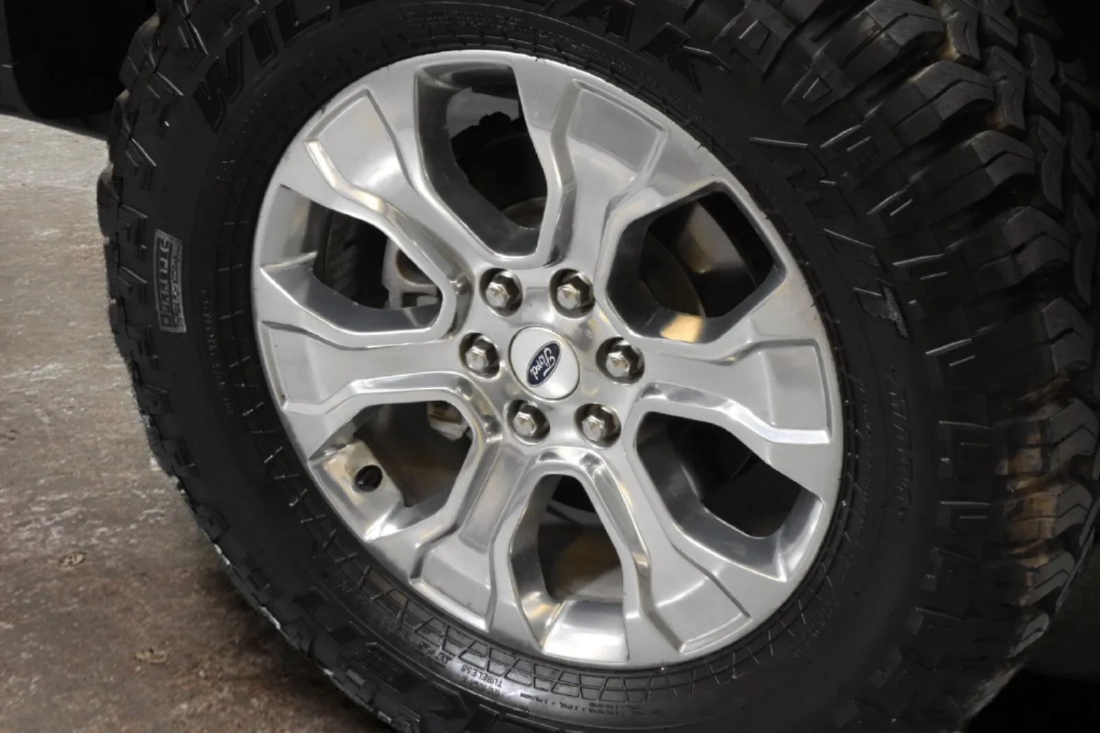 Ford F-150 photo 6