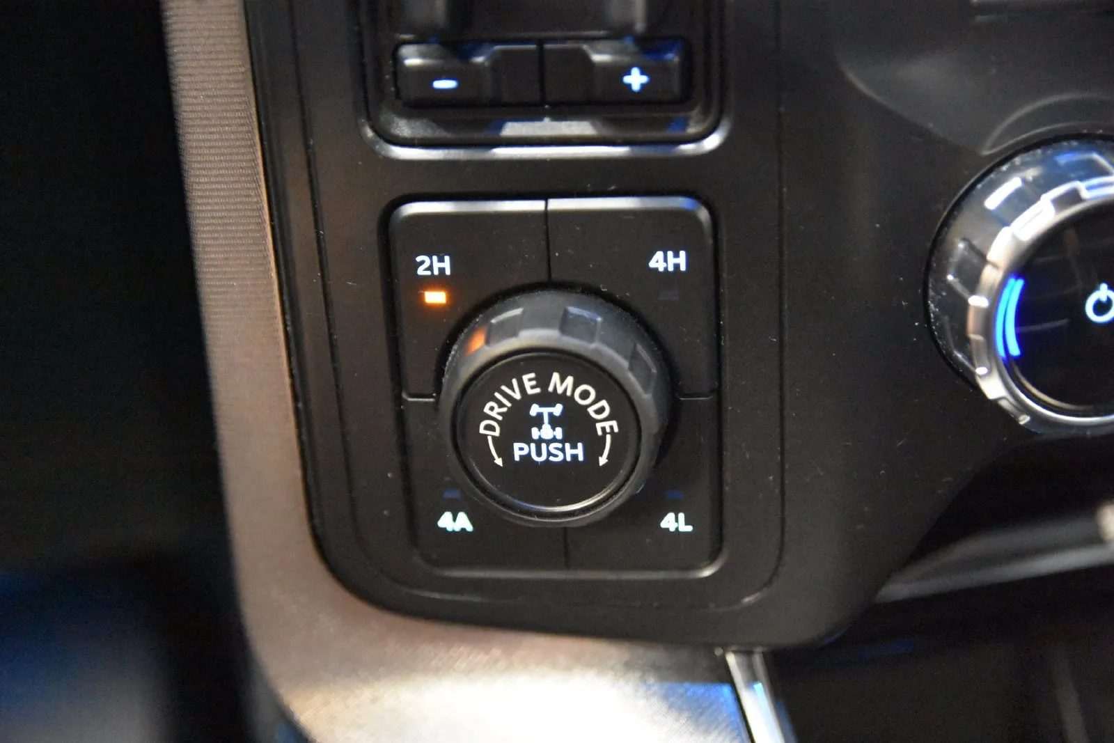 Ford F-150 photo 30
