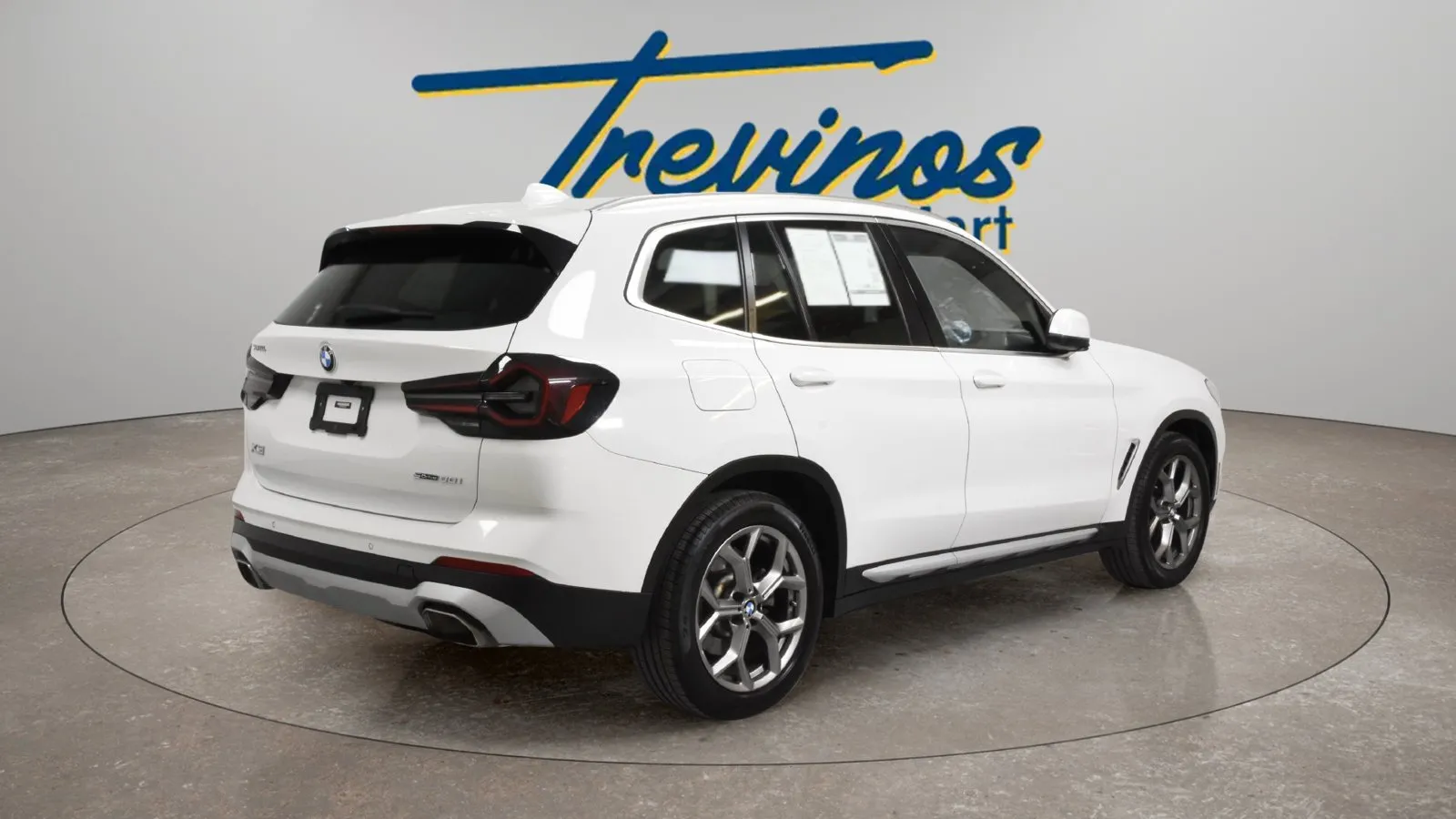 BMW X3 photo 2