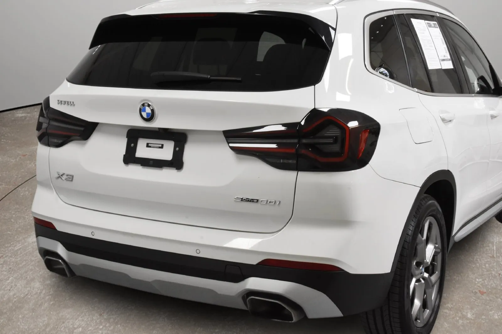 BMW X3 photo 3