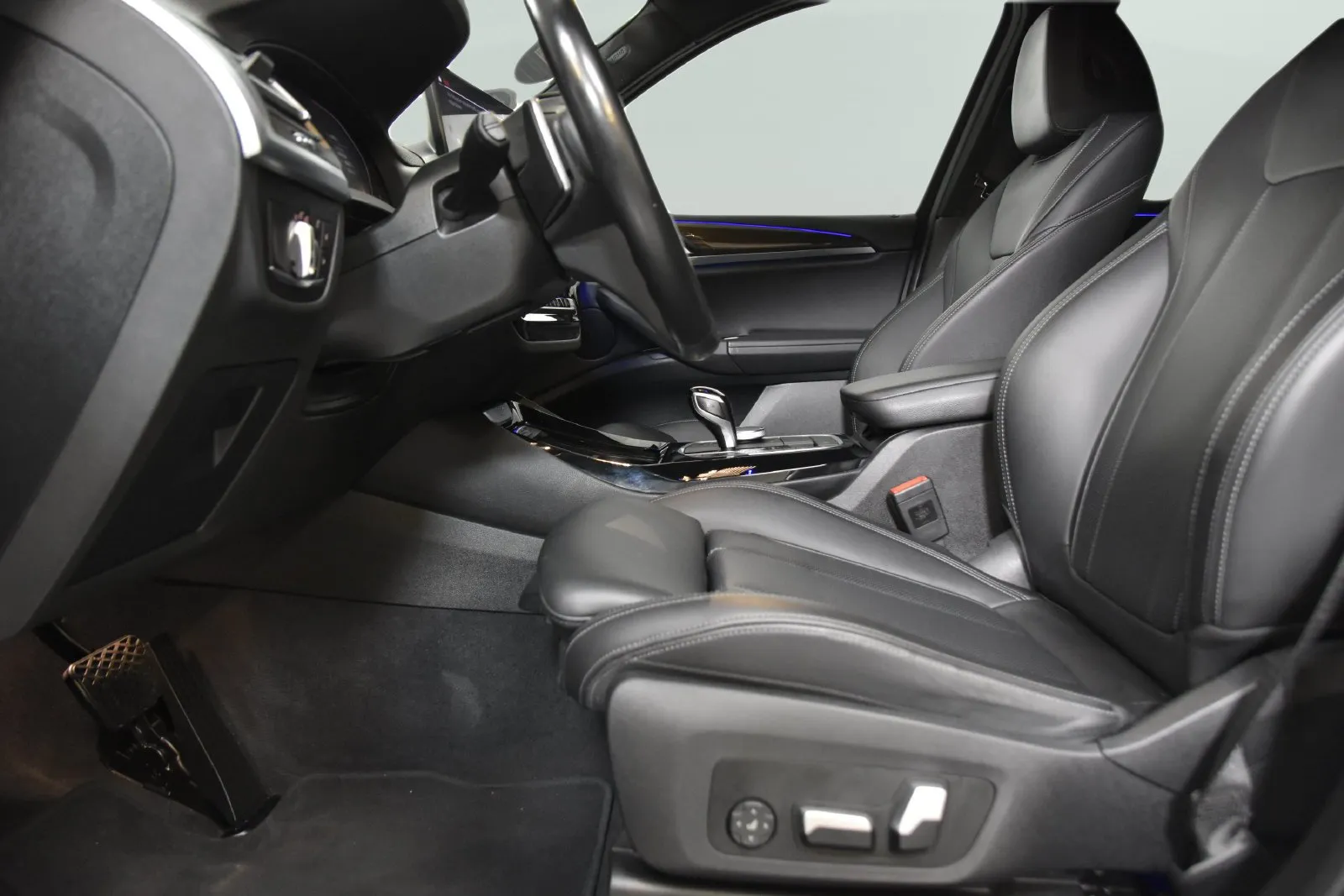 BMW X3 photo 12