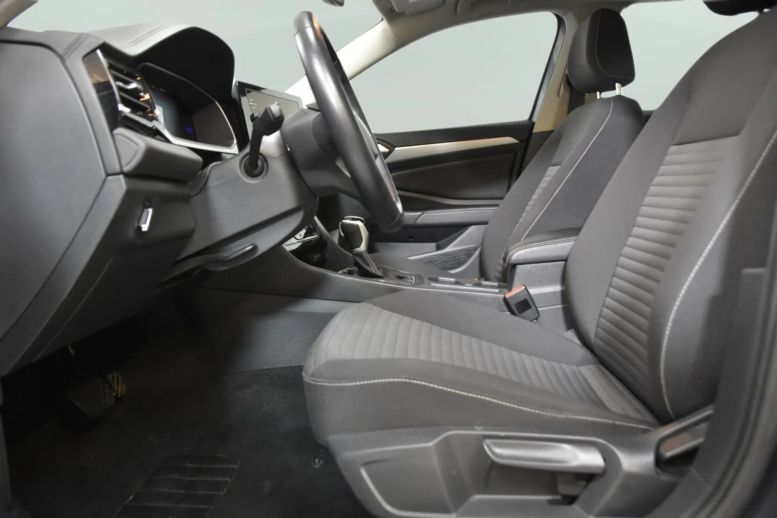 Volkswagen Jetta photo 12